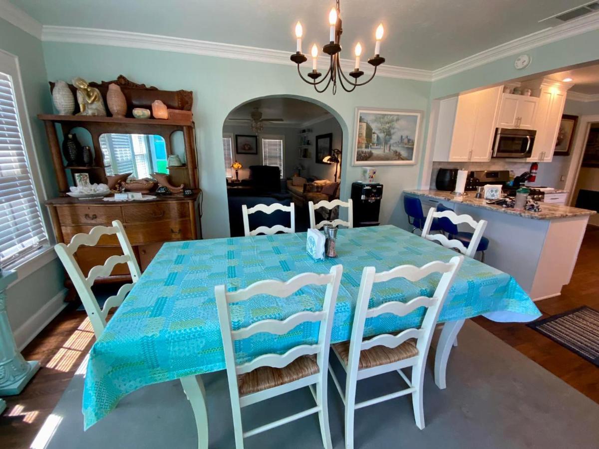 1 Mile To Fort Sill! The Carolebelle Cottage Sleeps 8 With Hottub,Grills,Firepit Lawton Bagian luar foto