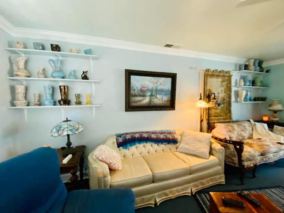 1 Mile To Fort Sill! The Carolebelle Cottage Sleeps 8 With Hottub,Grills,Firepit Lawton Bagian luar foto