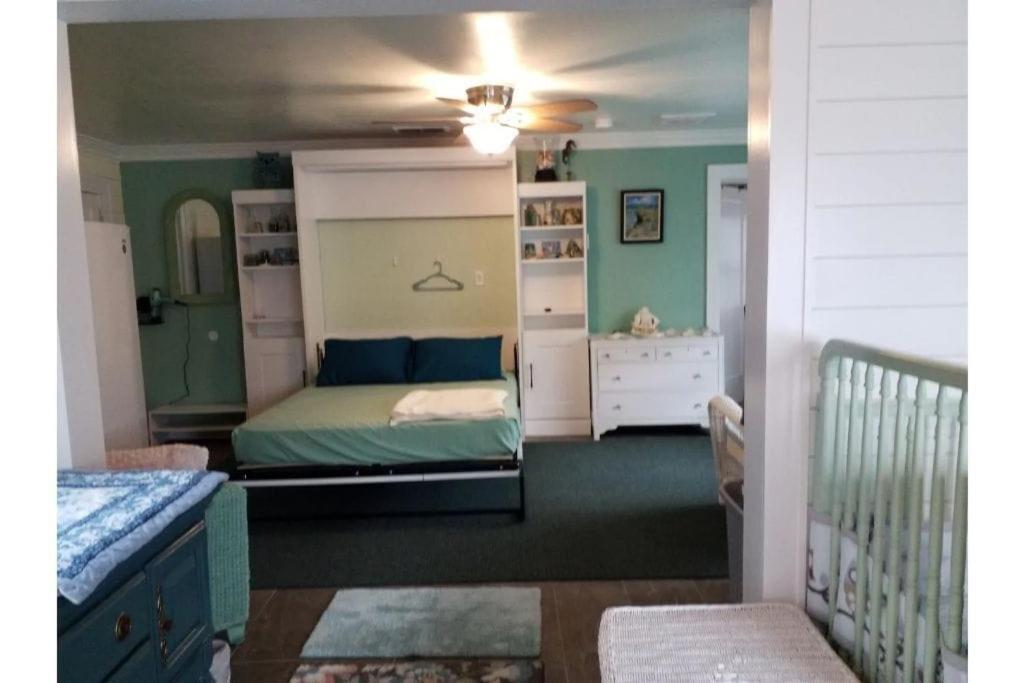 1 Mile To Fort Sill! The Carolebelle Cottage Sleeps 8 With Hottub,Grills,Firepit Lawton Bagian luar foto