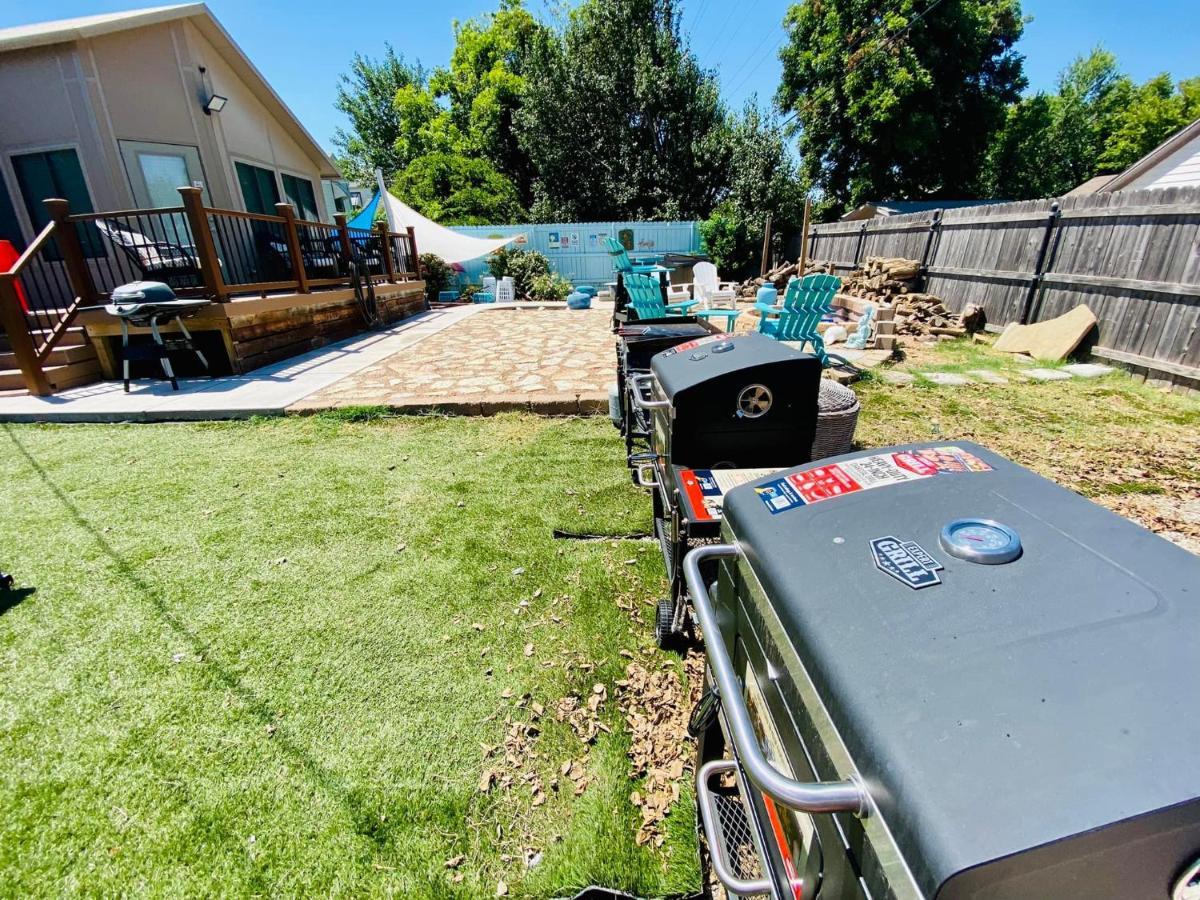1 Mile To Fort Sill! The Carolebelle Cottage Sleeps 8 With Hottub,Grills,Firepit Lawton Bagian luar foto