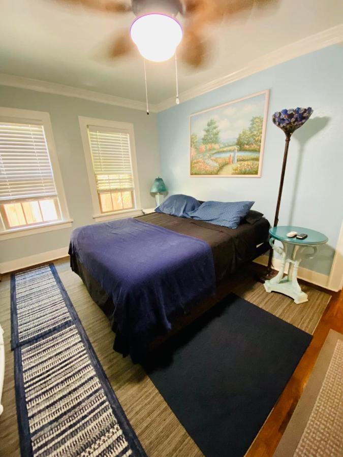 1 Mile To Fort Sill! The Carolebelle Cottage Sleeps 8 With Hottub,Grills,Firepit Lawton Bagian luar foto